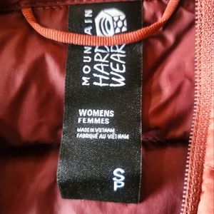 Jacket mountain hardwear burgundy orange